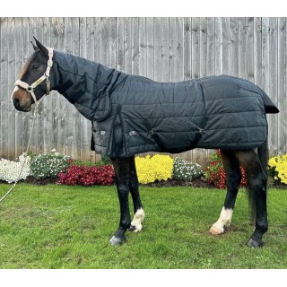 Couverture de box 300gr avec cou EQUI'NATURE
